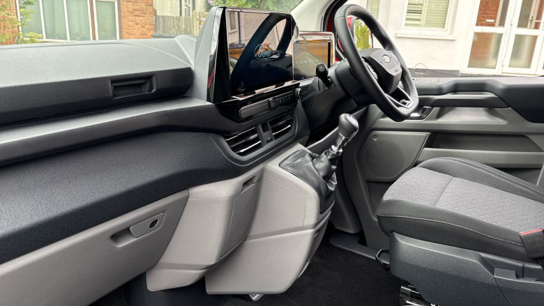 Ford Tourneo Custom 320 L2 Diesel Fwd 2.0 EcoBlue 150ps H1 Titanium 8 seater